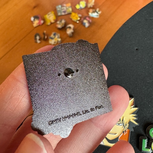 Pink and White Anime Jewelry Pin with Floral Accents - Picture 2 of 2